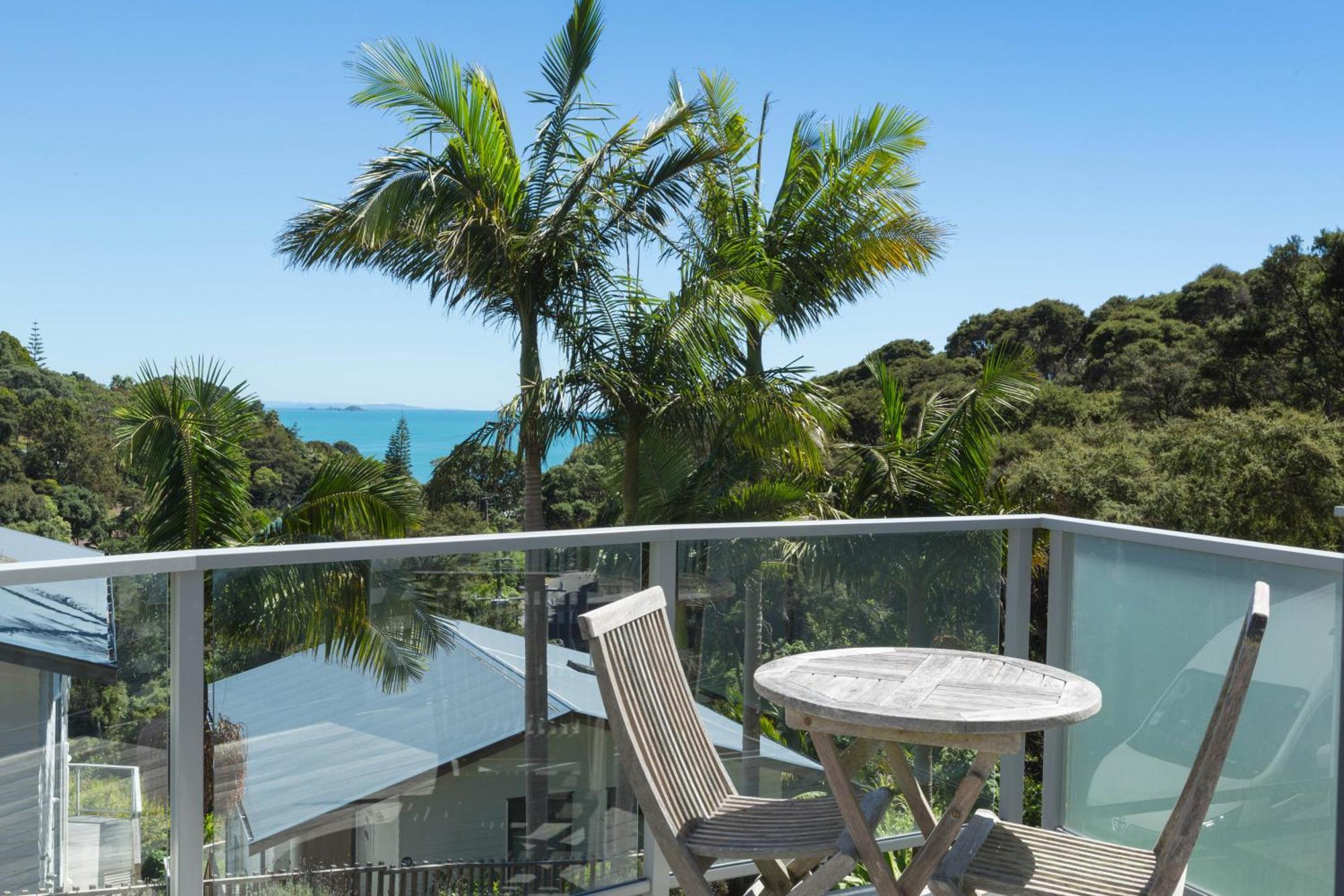 Waiheke Island Resort Conference & Accomodation Centre Ostend ภายนอก รูปภาพ