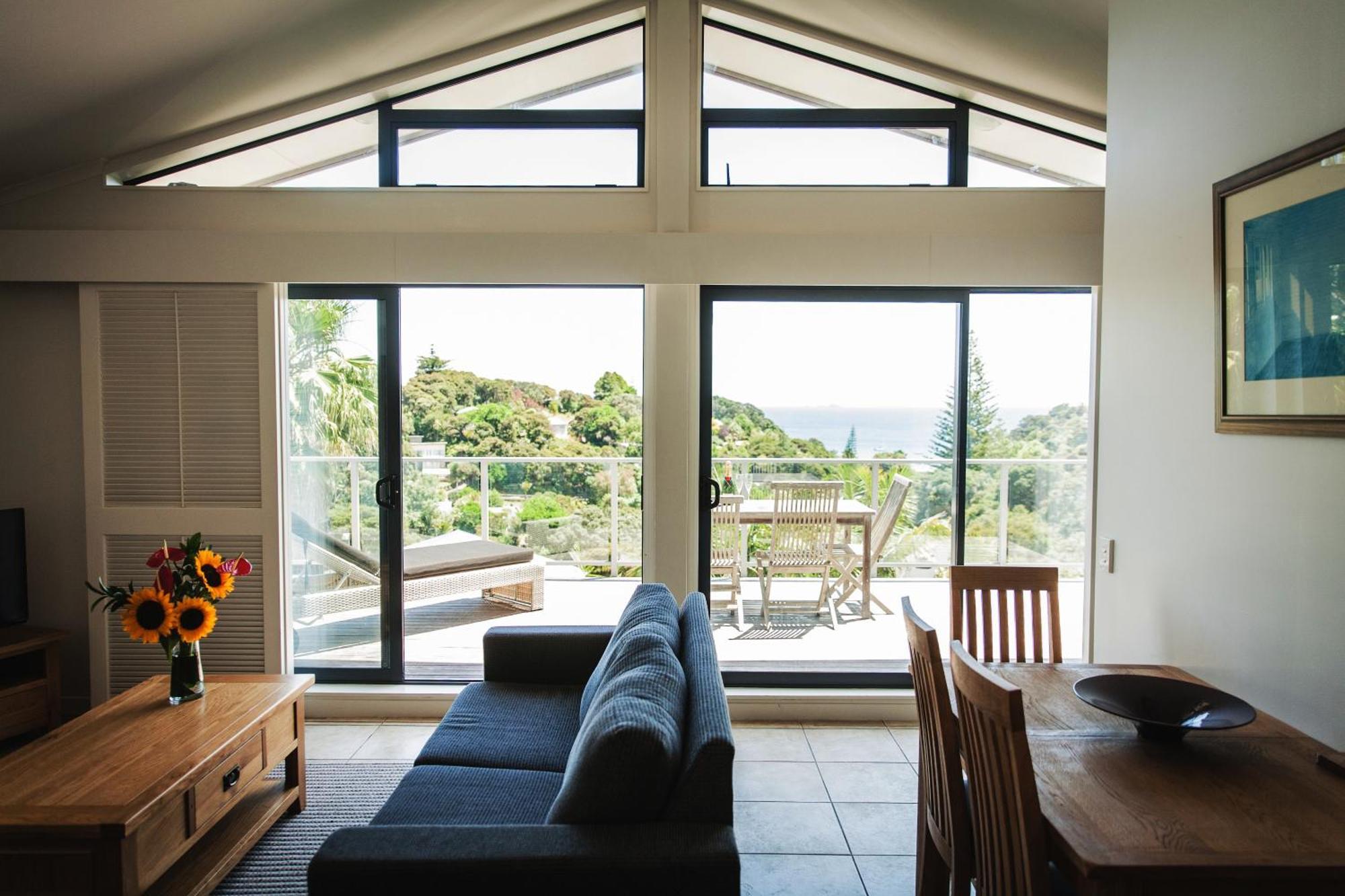 Waiheke Island Resort Conference & Accomodation Centre Ostend ภายนอก รูปภาพ